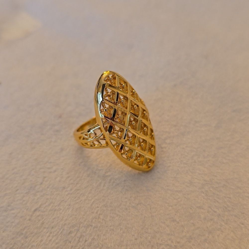 Free - with $25 purchase Gold ring